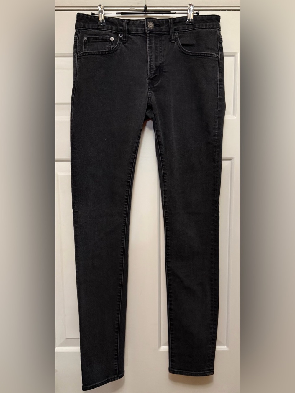 Men’s American Eagle Outfitters Slim Taper Black Skinny Jeans Size 32 x 34